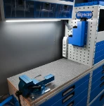 01_A van’s work area with a Syncro System cable tie holder