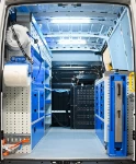 01_Syncro racking in the Daily for mechanical assistance
