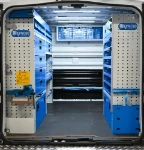 01_Syncro racking in the Renault Trafic L1 H1 (1) for installing alarms and home automation