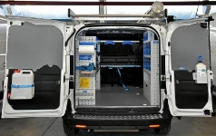 01_Syncro Ultra racking in the electrician’s Doblò