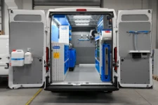 01_The Fiat Ducato L2 H2 for servicing heavy material handling equipment