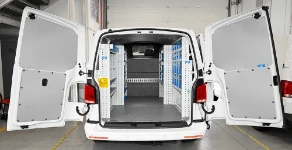 01_The Ho.Re.Ca. service’s VW Transporter L1 H1 with a complete set of liners and racking 