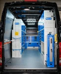 01_The Iveco Daily L4 H2 with Syncro racking for assisting commercial vehicles
