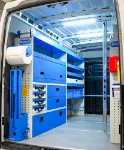 02_Open and enclosed shelves, case trays and removable boxes on the left of the Daily