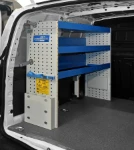 02_Syncro Ultra racking based on simple shelving in a Proace City