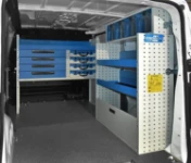 02_The electrician’s Vivaro with the left side free and racking on the right