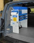 02_The shuttle-type case compartment and shelves in the Renault Kangoo