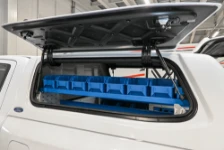 03_Access to the plastic containers through the left window