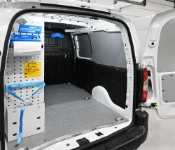 03_The bar rack and paper roll holder in the electrician’s Doblò