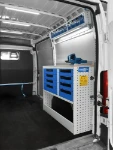 03_The work bench with vice, drawers, LED lighting and transparent containers in the Boxer