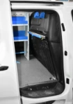 04_Retaining systems on the bulkhead of the electrician’s Berlingo