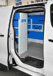04_Side door access to the Jumpy’s Syncro System racking