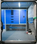 04_Syncro’s winch and strap-type case compartment in the Jumper
