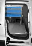 04_The shuttle-type case transport system in the Proace City