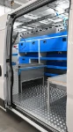 05_A close-up of the shelf with raised edge and lashing accessories on the bulkhead of the Ducato (1)