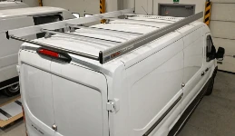05_The roof rack on the plumber’s Ford Transit L3 H2