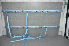 06_The Ducato’s bulkhead with strap and hook retaining systems