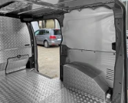 13_A 2022 Scudo with floor and walls completely lined
