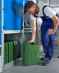A special tray for jerry cans