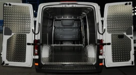 Aluminium interior liners in a Crafter