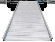 An 80 cm loading ramp
