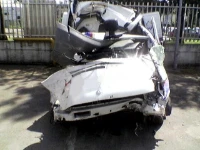 An accident-damaged Mercedes Vito