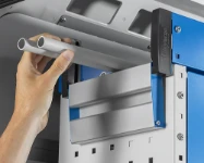 An extendable top tray