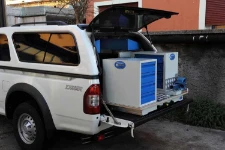 Cargo slide (position: extended) on a DMAX ISUZU
