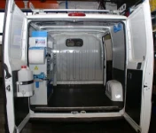 Rivestimento interno in legno e lamiera e portatutto per Jumpy
