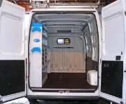 Rivestimento interno in legno e lamiera e portatutto per Jumpy