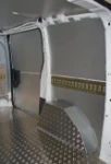 Modulo destro dell'allestimento Syncro Ultra nel NV250, con pannello portautensili e cassettiera