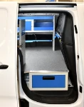 Fit-out with underfloor drawer units for the Berlingo