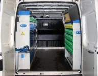 Rivestimento interno con pianale e pannellatura per Berlingo Citroen