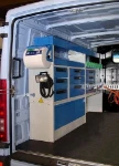 Modulo Syncro Ultra nel NV250 con cassetta di pronto soccorso e supporto per attrezzo