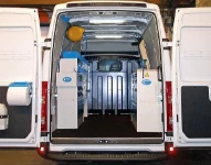 Vista d'insieme dell'allestimento Syncro Ultra nel vano di carico del NV250