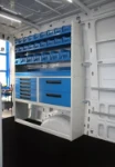 NV250 con rivestimento interno in legno e lamiera