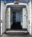 Vista d'insieme dell'allestimento Syncro Ultra nel vano di carico del NV250