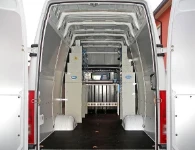 Rivestimento interno in legno e lamiera e portatutto per Jumpy