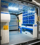 Cassetti trasparenti basculanti e portamorsa con morsa per Iveco Daily