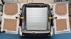 Light-series loading ramp for the Volkswagen Transporter
