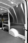 Rivestimento lato sinistro del Dokker con copriruota in alluminio mandorlato
