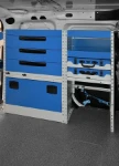 Berlingo Citroen con rivestimento interno in legno e lamiera