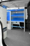 Berlingo Citroen con rivestimento interno in legno e lamiera