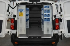 Racking in a 2019 Vivaro