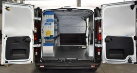 Racking on the left of the Fiat Talento