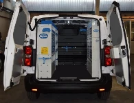 Racking with drawers in an electrician’s Jumpy