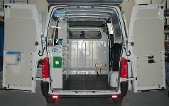 Rivestimento interno con pianale e pannellatura per Berlingo Citroen