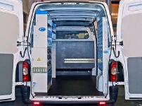 Rivestimento interno in legno e lamiera e portatutto per Jumpy
