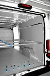 03_Cargo lashing systems on the right of the Ducato