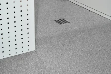 05_A floor vent to permit the safe transport of gas cylinders